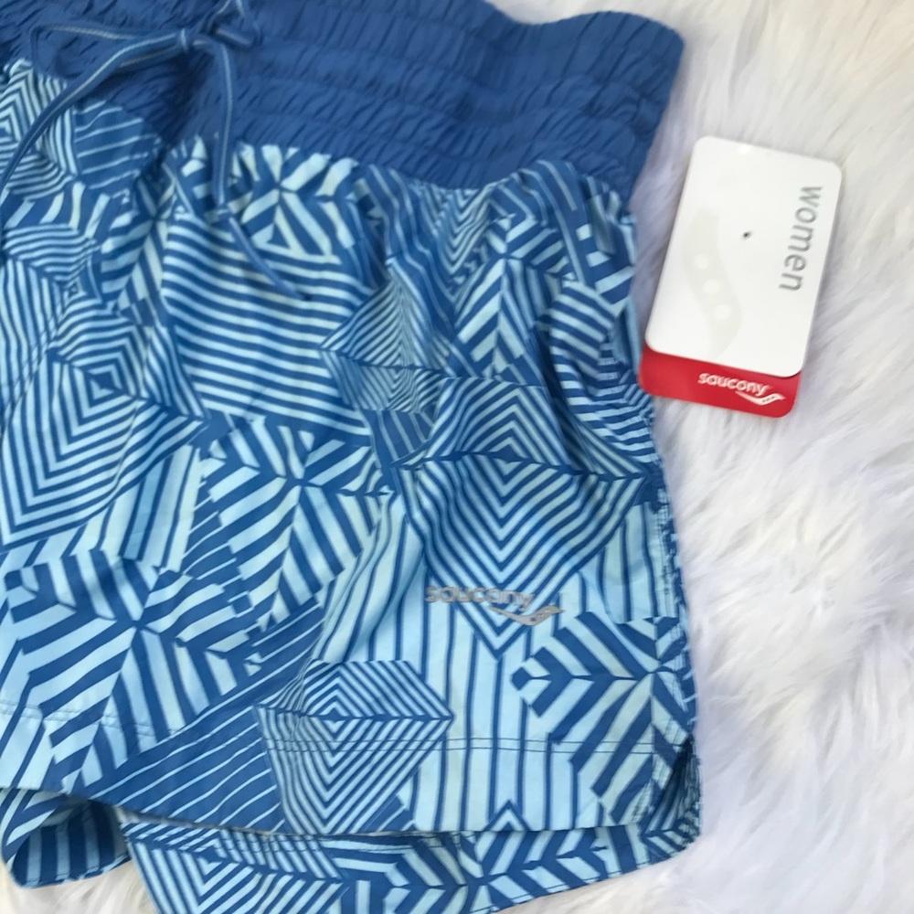 NWT SAUCONY GO GIRL RUN SHORT